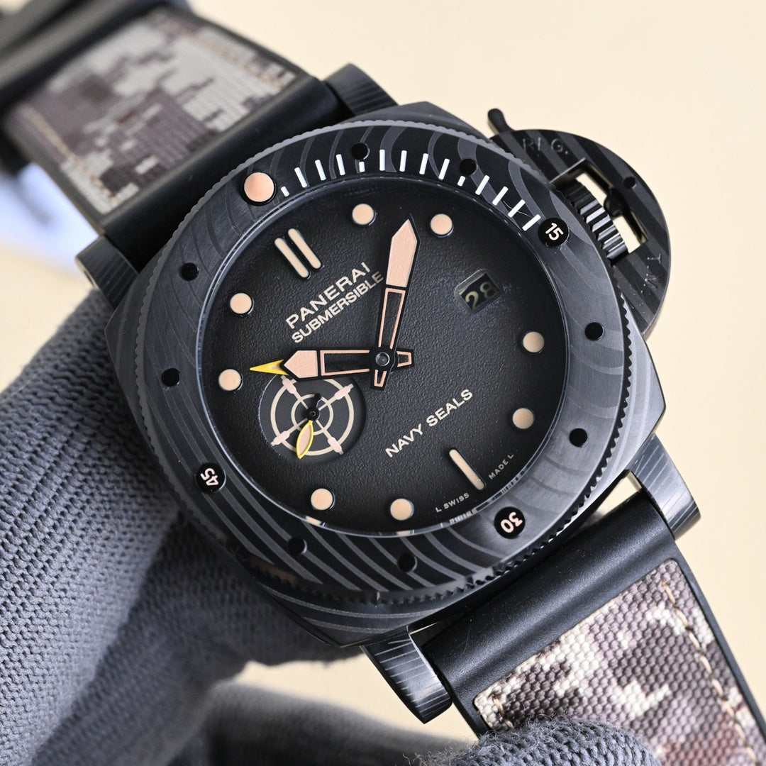 Audemars Piguet Royal Oak 15720 Wrist Watch