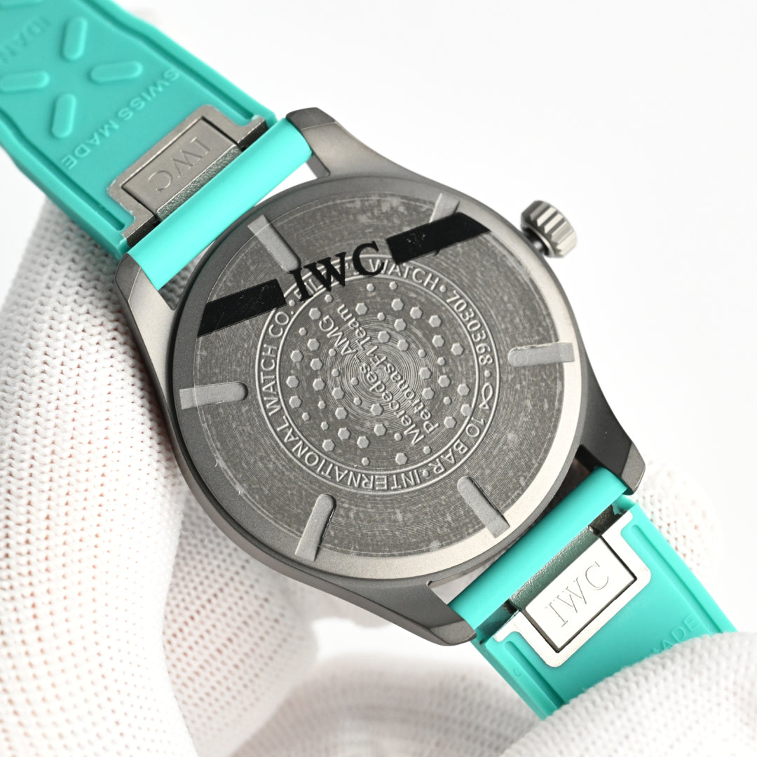 IWC PILOT'S WATCHES Mercedes-AMG PETRONAS Formula One™ Team IW328210